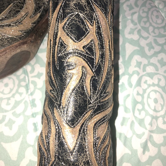 Corral Vintage Black Boots - Picture 3 of 6